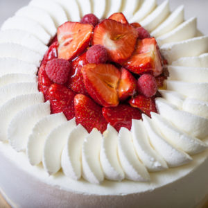 Strawberry Mousse Cake 9''