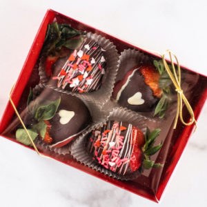 Chocolate-Dipped Strawberry 4-Pack Gift Box