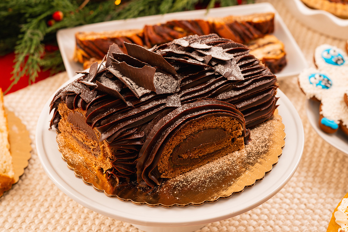 Christmas 2023-Sacher Yule Log 3 Sacher Yule Log